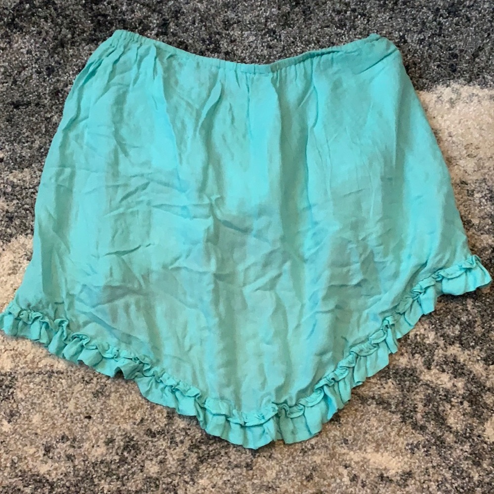 Oliviaceous Ruffle Tube Top